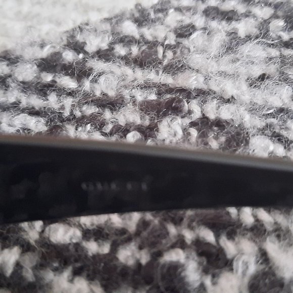 Gucci Glasses - Picture 4 of 5